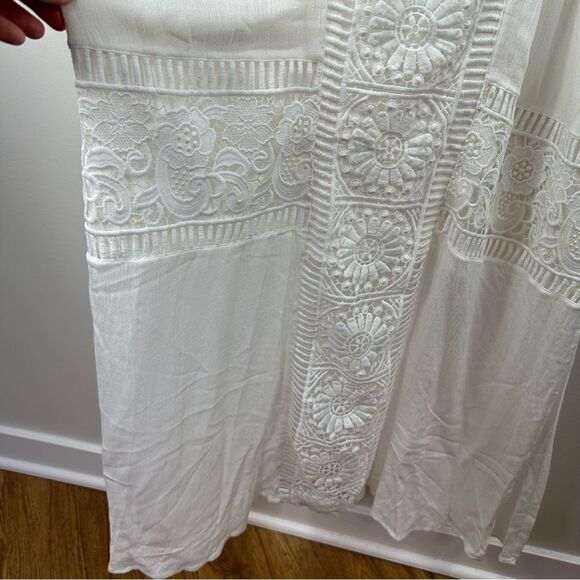 NWT Skies Are Blue | Kinsey Halter Style Crochet Inset White Maxi Large - Picture 7 of 16